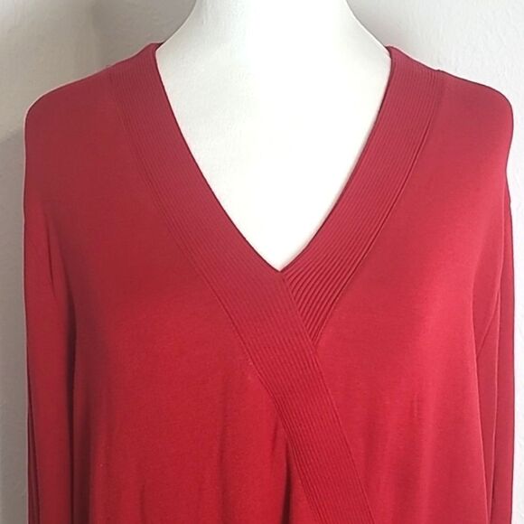 Land' End Red Longsleeve Sweater V-neckline Band Down the Side, Size 1X, 16W-18 - Picture 3 of 10